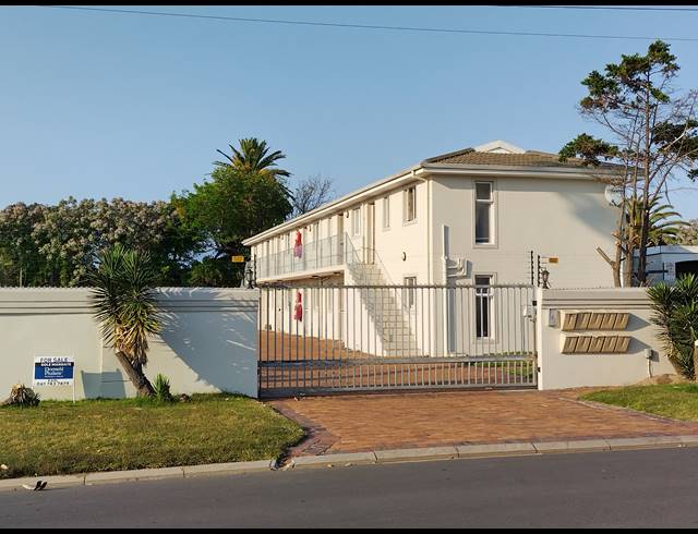 1 BEDROOM APARTMENT SOLD IN WAVES EDGE
